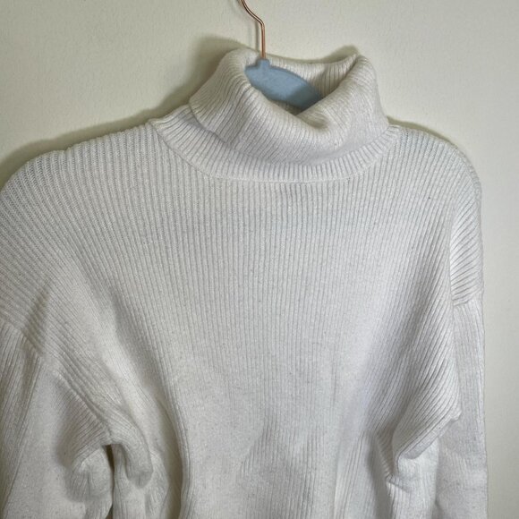 Forever 21 Ivory Ribbed Cropped Turtleneck Sweater - Picture 2 of 3